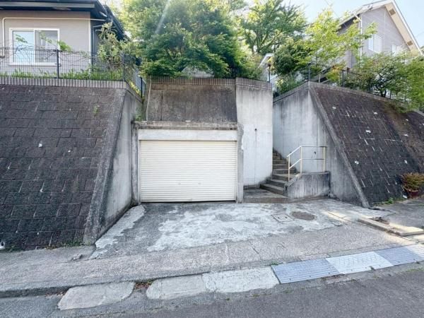 5LDK Detached House with 92 Tsubo Garden in Sendai Izumi - Thumbnail 2