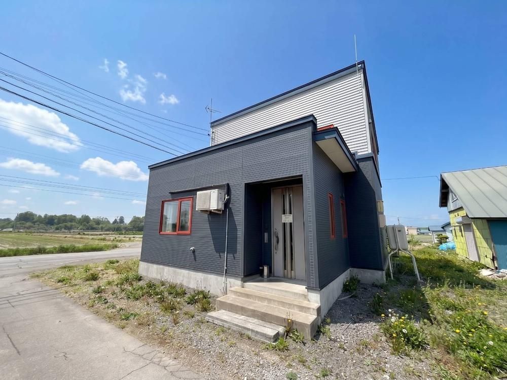 4LDK House with 1768m2 Land in Higashikagura, Hokkaido - Thumbnail 2