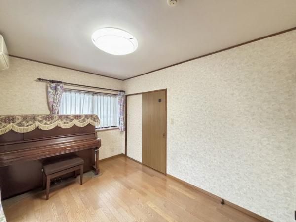 4LDK Detached House for Sale in Yashio, Saitama - 31.8M Yen - Thumbnail 4