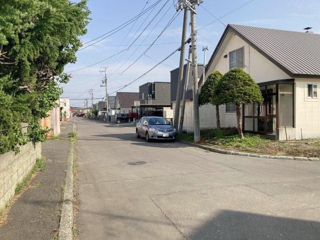 Land for Sale in Ishikari City, Hokkaido - 277.75 sqm Corner Lot - Thumbnail 4