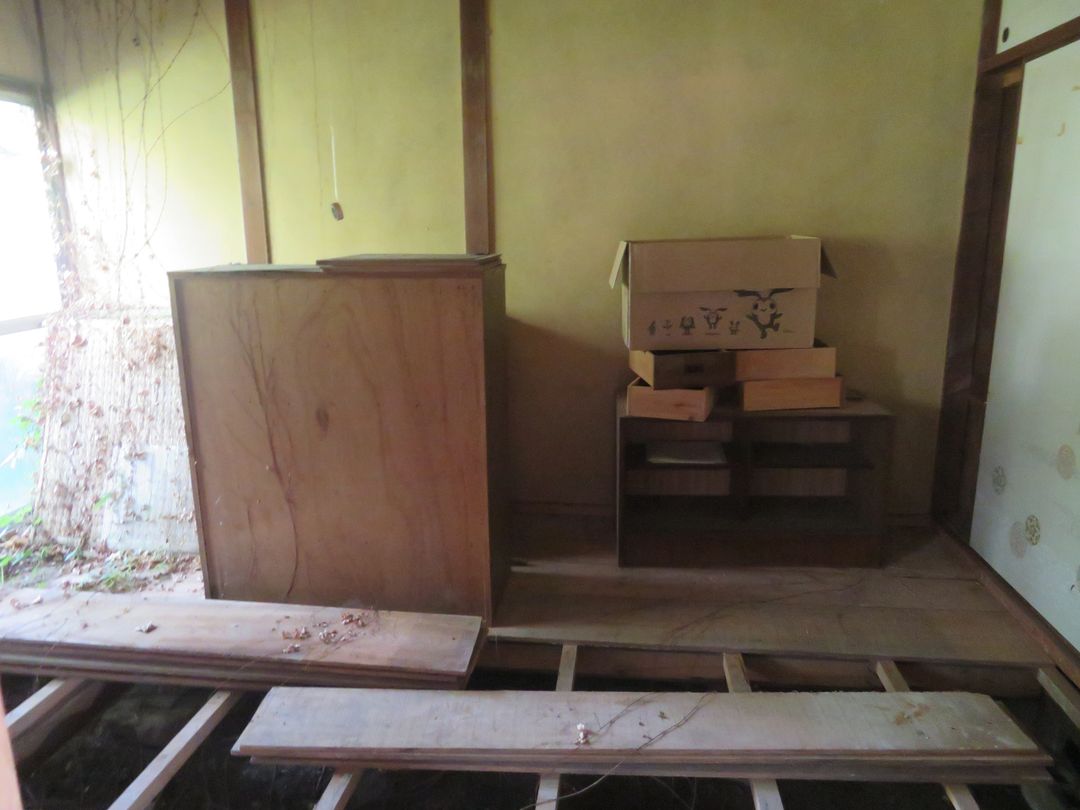 Traditional Wooden House with Garden Field in Yamaguchi Ado - Thumbnail 3