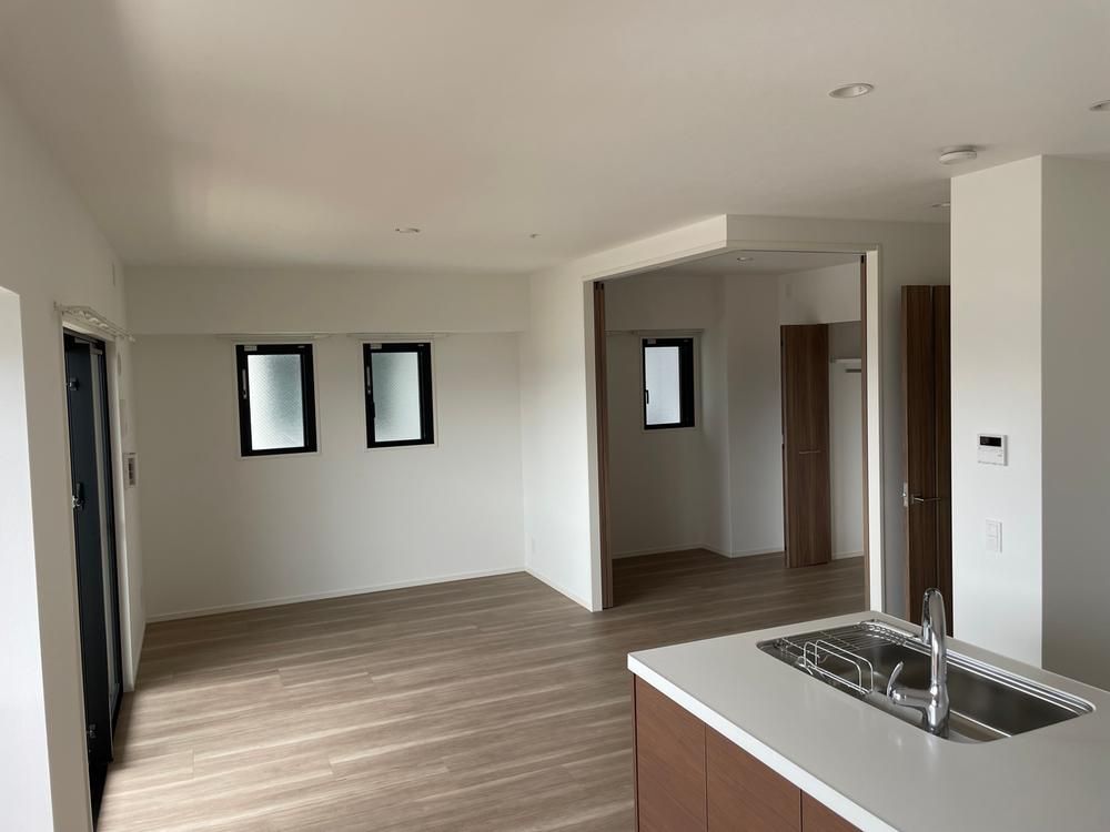 New 3LDK Apartment in Hakata Ward Fukuoka 70m² - Thumbnail 2