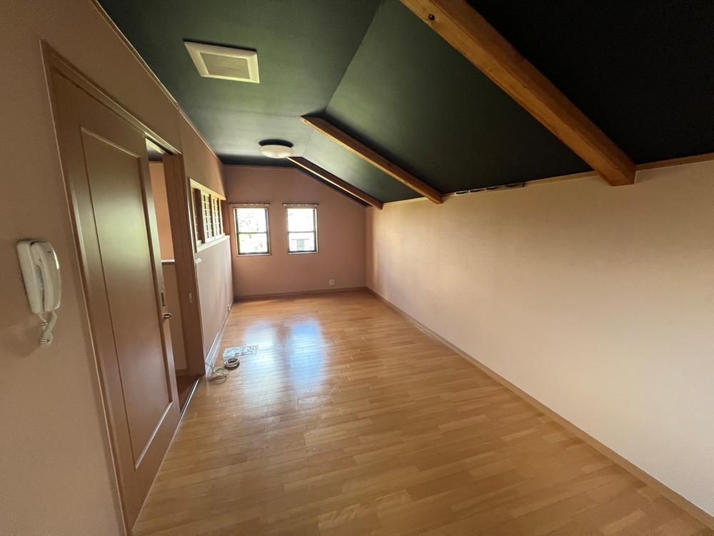 2K House for Sale in Kizugawa City, Kyoto - 134.97 sqm - Thumbnail 3