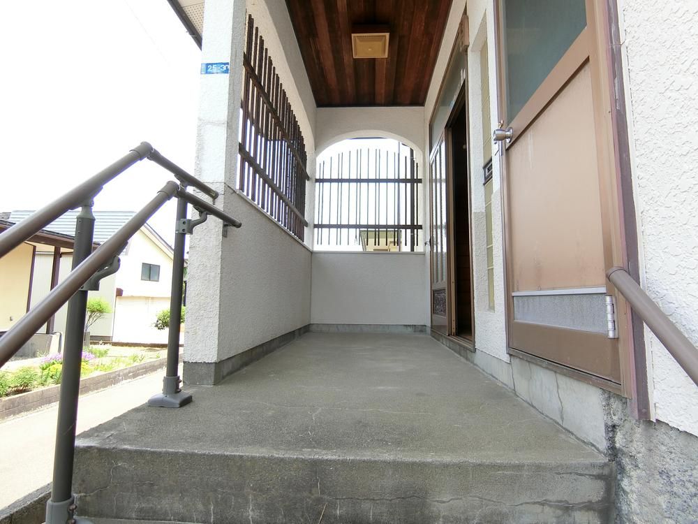 Spacious 6DK House for Sale in Joetsu, Niigata - Thumbnail 4