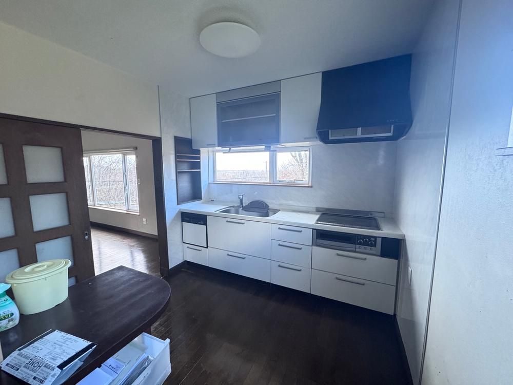 Detached House for Sale in Naganuma, Yubari District, Hokkaido - Thumbnail 3