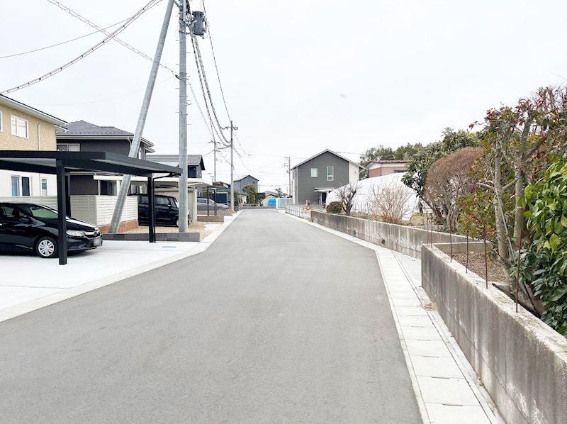 Modern 3LDK+S House in Osaki, Miyagi - 39 Million Yen - Thumbnail 4
