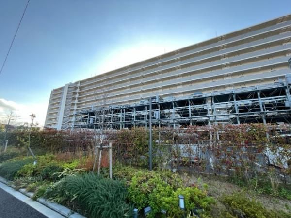 S.J.C Residences 3LDK Apartment with Private Garden in Sakai - Thumbnail 4