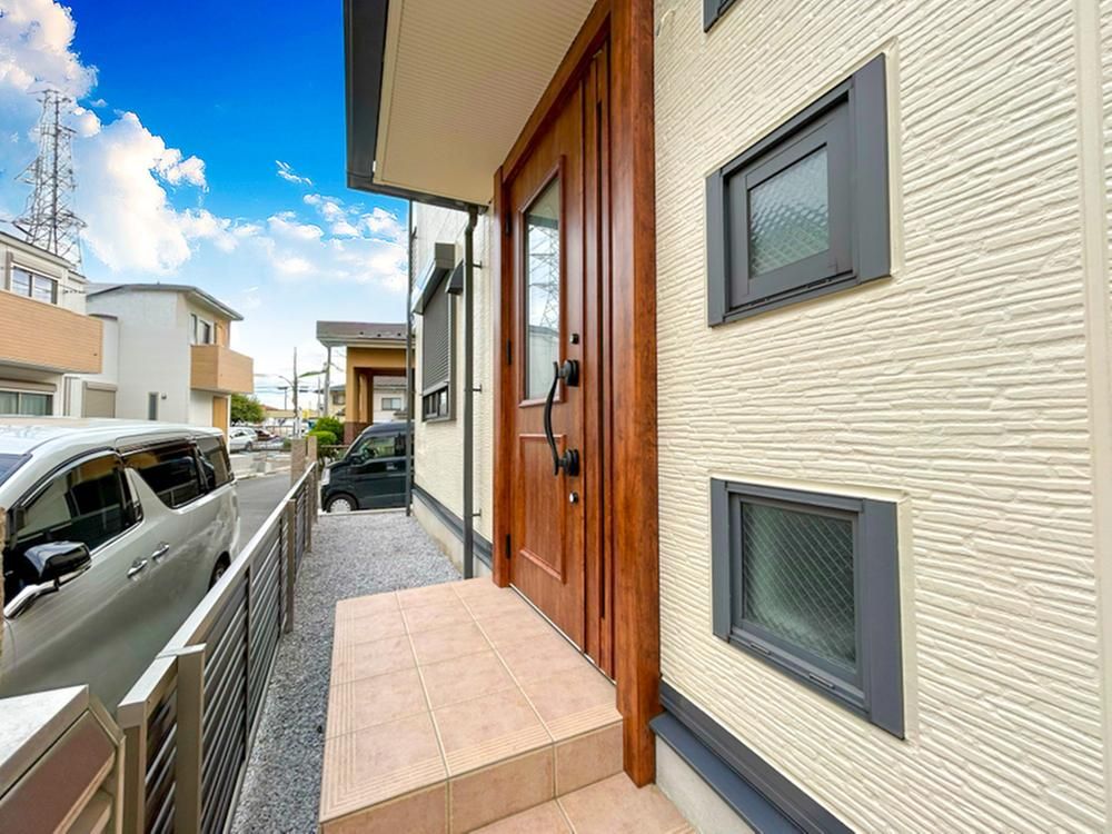 Renovated 4LDK+S House for Sale in Fuchu, Tokyo - 120m2 - Thumbnail 2
