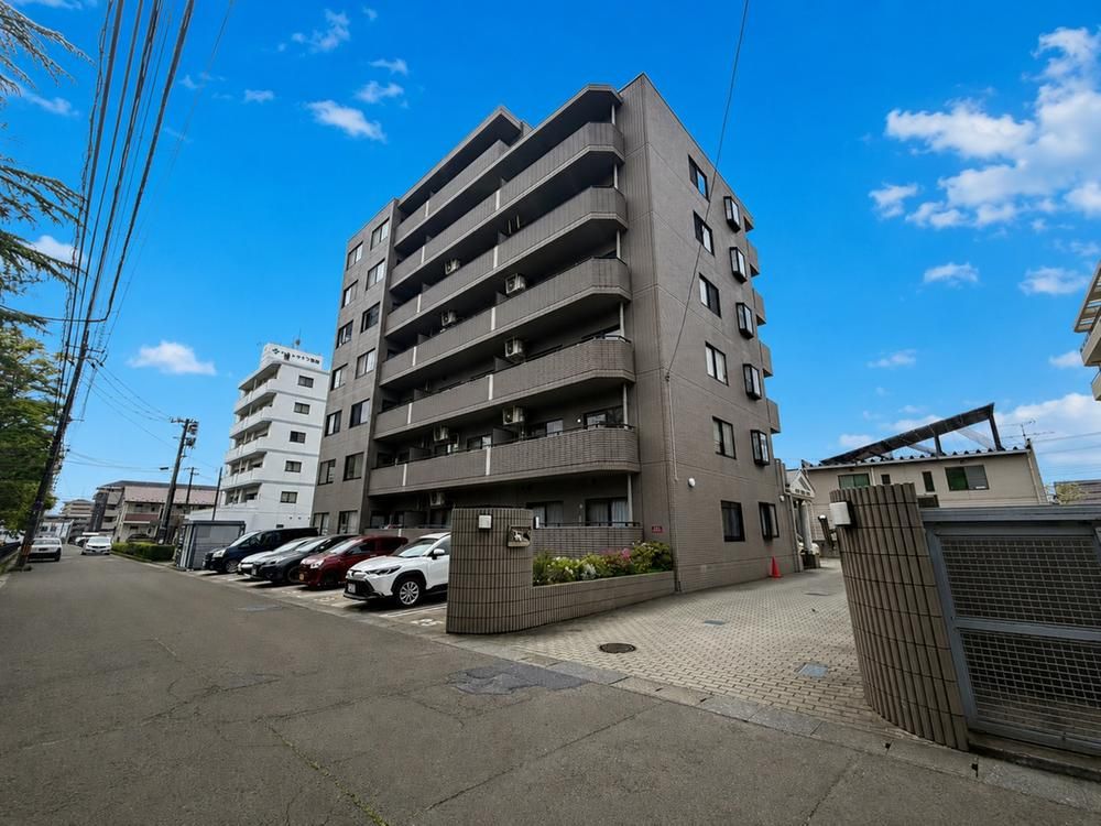 7-Story Apartment in Yachome, Sendai City, Miyagi Prefecture - Thumbnail 2