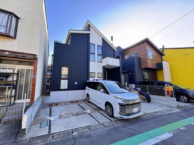 4LDK Detached House for Sale in Nishi-ku, Saitama City - Thumbnail 3