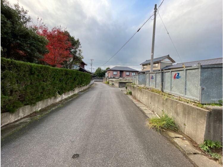 Spacious 9LDK House with Detached Building in Fukui City - Thumbnail 3