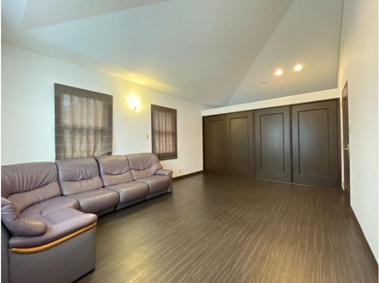 Spacious 9LDK House with Detached Building in Fukui City - Thumbnail 4