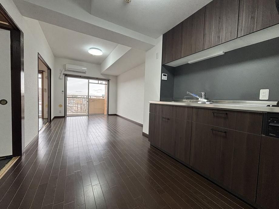 Renovated 2LDK Apartment in Sendai, Miyagi - 55.49m2 - Thumbnail 4