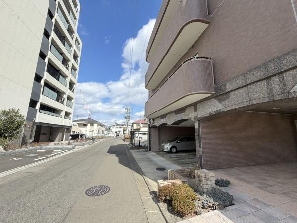 5LDK Apartment for Sale in Miyagino, Sendai, Miyagi - 110m2 - Thumbnail 3