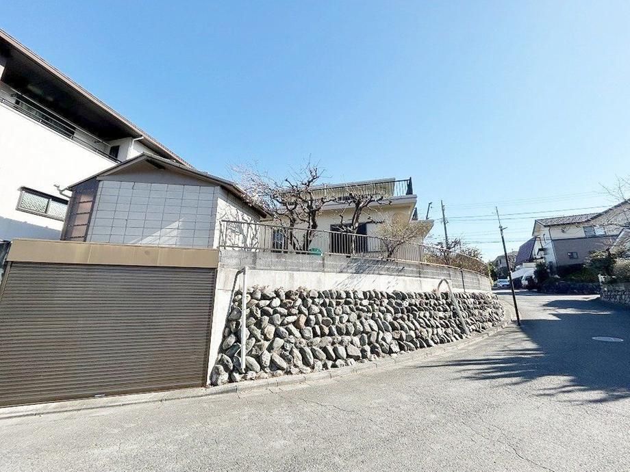 Spacious RC House in Tama City for Sale | 8LDK - Thumbnail 2