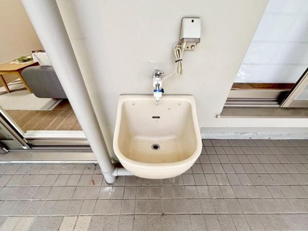 Renovated 3LDK Pet-Friendly Apartment near Yagiyama Station - Thumbnail 3