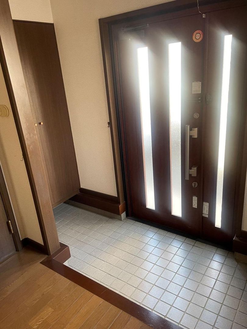 5LDK Used House for Sale in Funabashi, Chiba - 28 Million Yen - Thumbnail 2
