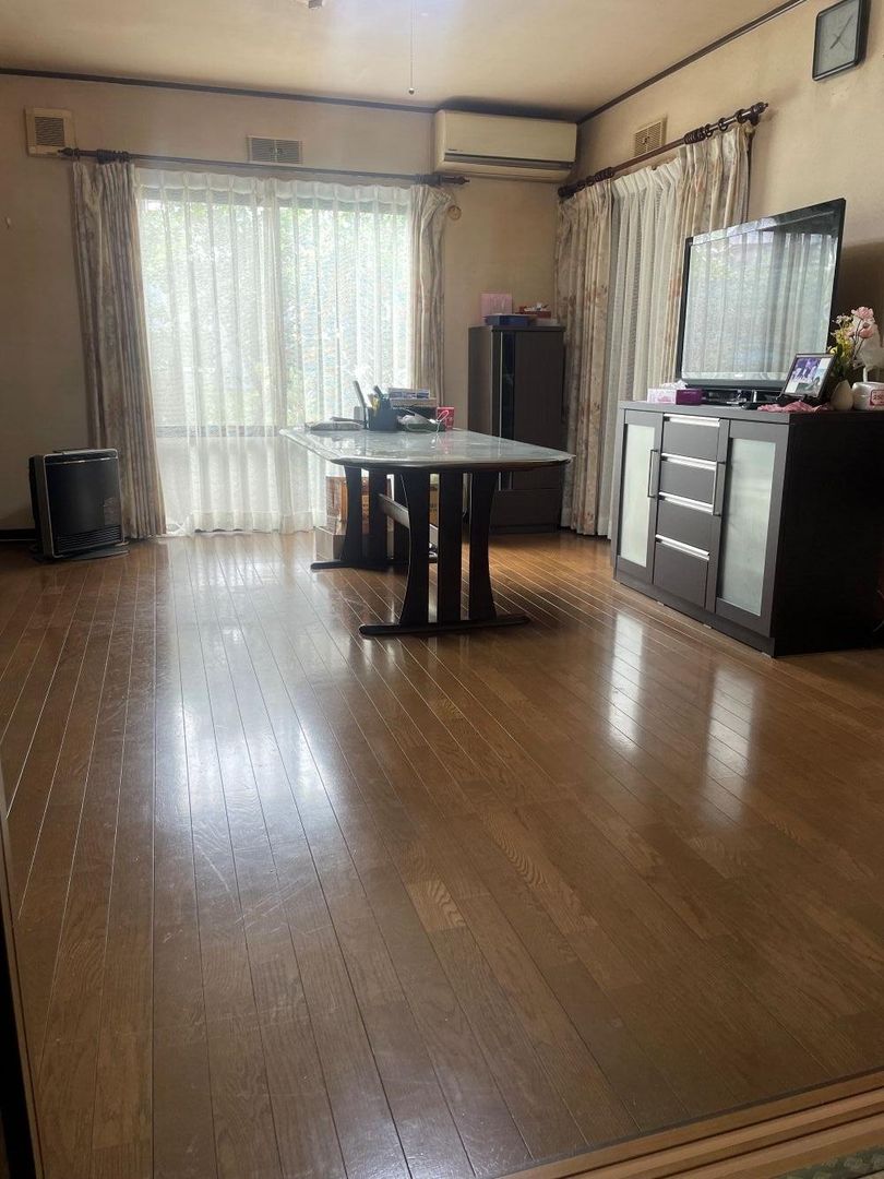 5LDK Used House for Sale in Funabashi, Chiba - 28 Million Yen - Thumbnail 3
