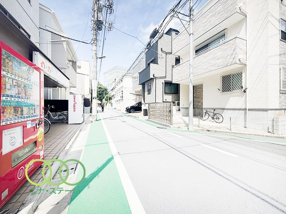 Renovated 2LDK Apartment in Itabashi Ward, Tokyo - Thumbnail 3