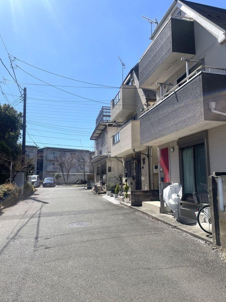 2LDKK Detached House for Sale in Mitaka, Tokyo - Thumbnail 3