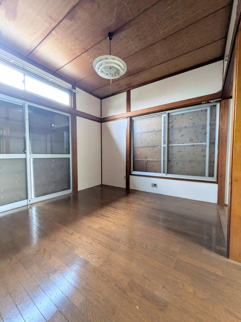 6LDK House with Large Garden in Sakado, Saitama - 3.8M Yen - Thumbnail 3