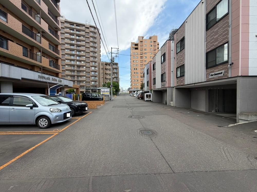 229.9m2 Land for Sale in Chuo Ward, Sapporo - Image 1