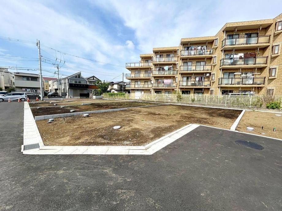 Land for Sale in Zama City, Kanagawa - 121.68 sqm - Thumbnail 2