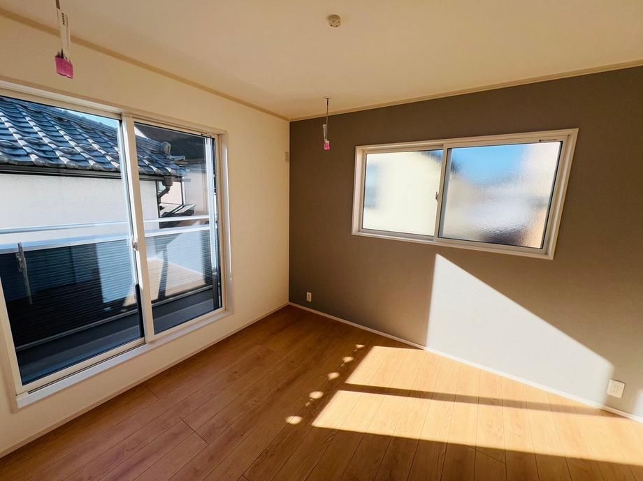 4LDK Detached House for Sale in Tokorozawa, Saitama - 105m² Land - Thumbnail 3