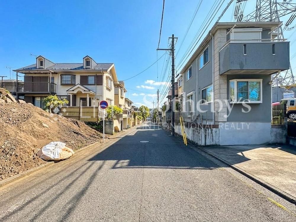 Land for Sale in Konan Ward, Yokohama - 99.9m2 Corner Plot - Thumbnail 3