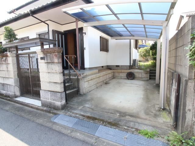 5DK House on 264m2 Lot in Mito, Ibaraki - 9.9M Yen - Thumbnail 3