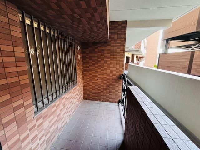 4LDK Apartment for Sale in Taisho Ward, Osaka - Thumbnail 3