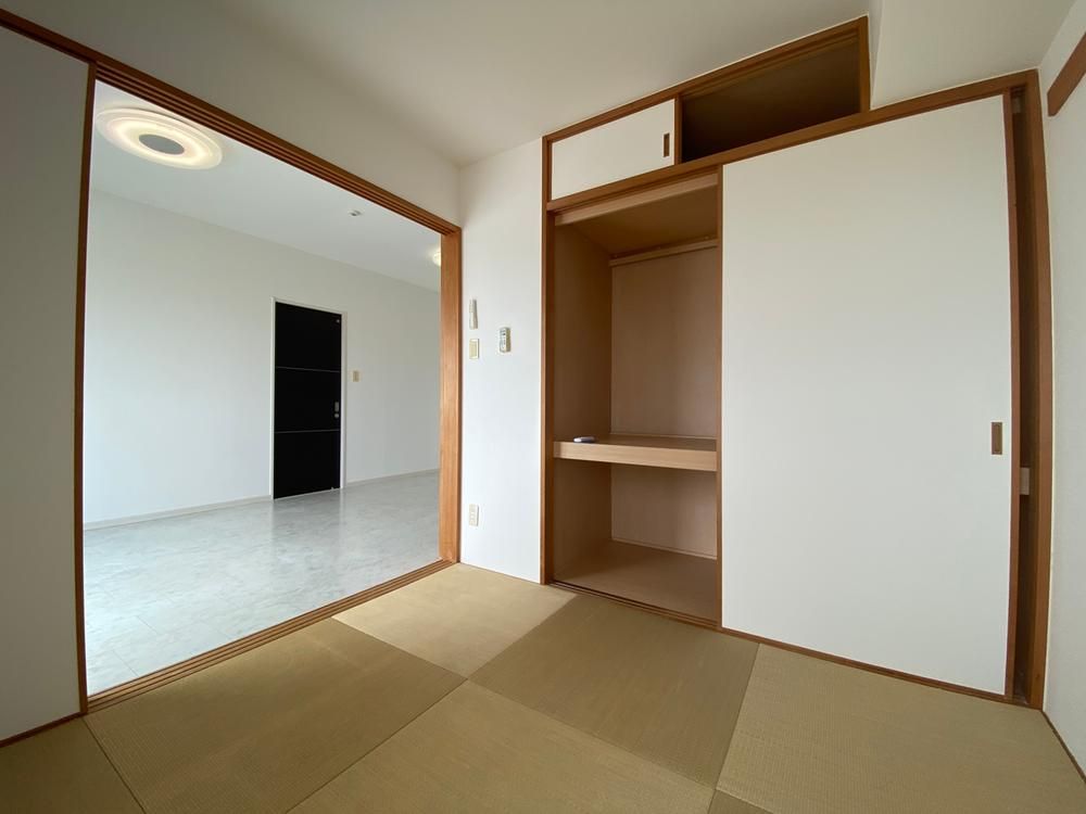3LDK Apartment for Sale in Ginowan City, Okinawa - 67m2 - Thumbnail 4