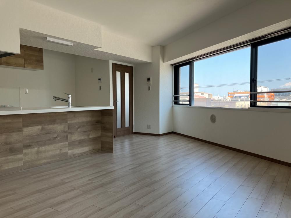 Renovated 4LDK Apartment for Sale in Ota Ward, Tokyo - Thumbnail 3