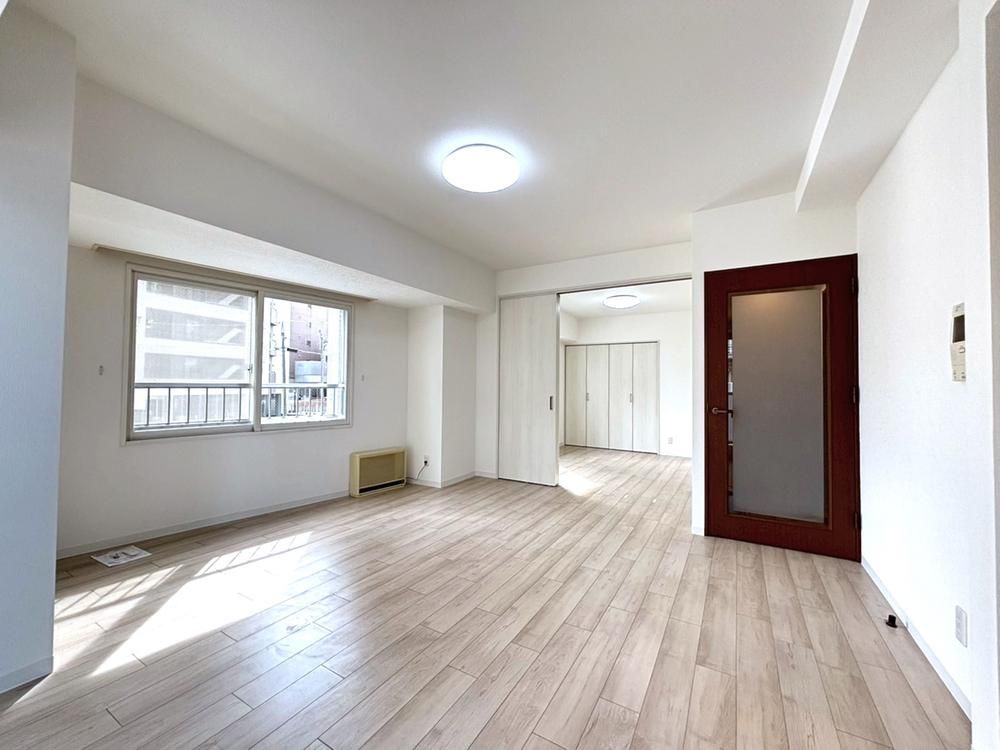3LDK Renovated Apartment Near Tsukisamu-Chuo Station in Sapporo - Thumbnail 3
