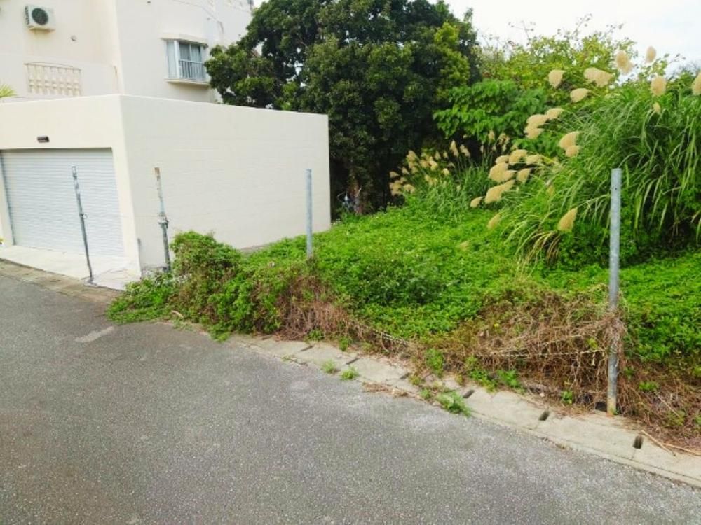 Land for Sale in Onna Village, Okinawa - 164 sqm - Image 1
