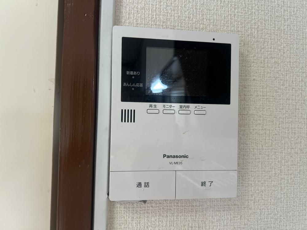 Renovated 2LDK Apartment Near Iiyamashi Station in Funabashi - Thumbnail 4