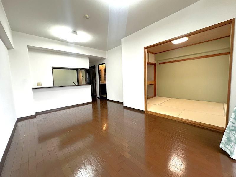 2LDK+S Apartment for Sale in Izumi Ward, Sendai, Miyagi - Thumbnail 2