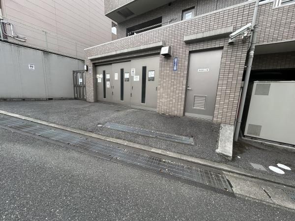 3LDK Apartment with Private Garden near Kita-Matsudo Station - Thumbnail 4