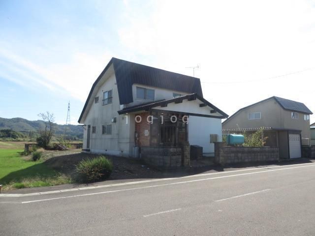 5LDK+S Detached House Near Toyonuma Station, Sunagawa - Thumbnail 3