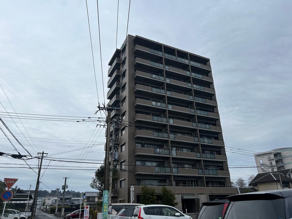 3LDK Apartment for Sale in Kirishima, Miyazaki City - Thumbnail 2