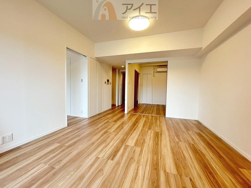 Renovated 2LDK Apartment Near Funabashi Hoto Station - Thumbnail 4