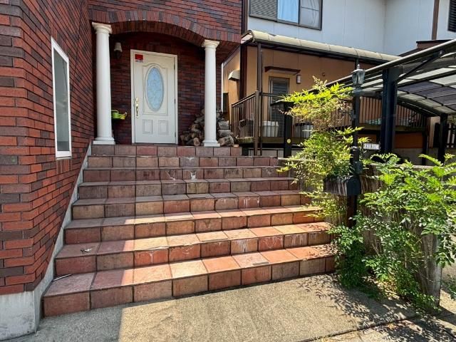 3LDK Custom-Built House with Fireplace in Kakamigahara - Thumbnail 2