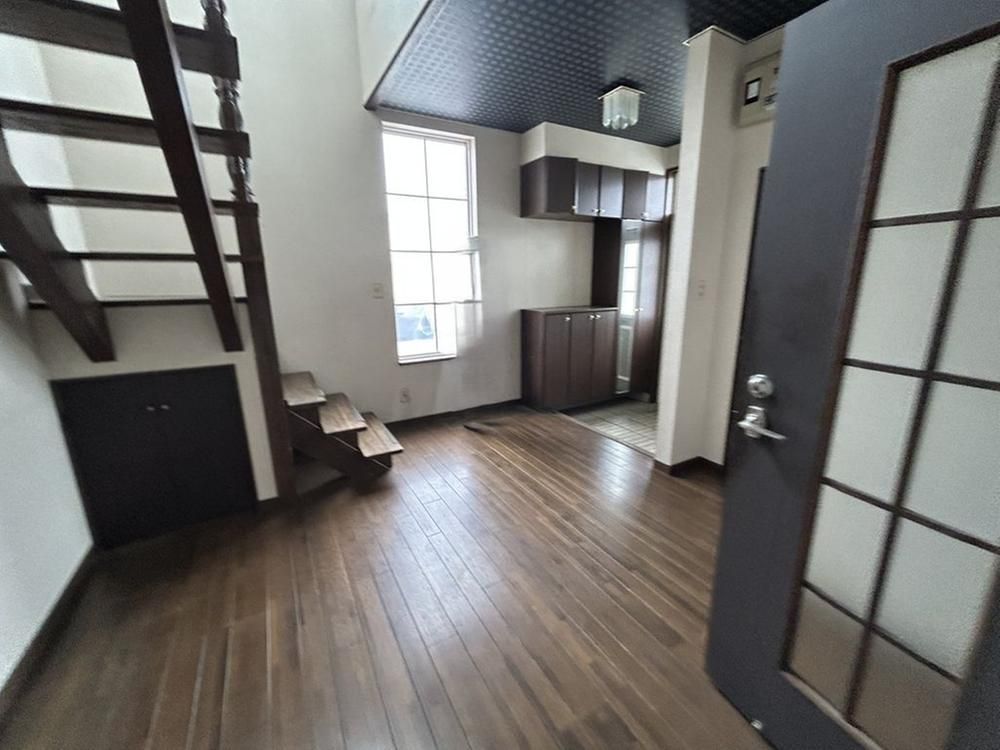 4LDK Renovated House in Asahikawa with 286sqm Lot - Thumbnail 3