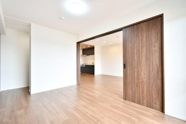 3LDK Apartment for Sale in Saitama City, Kita Ward - Thumbnail 3