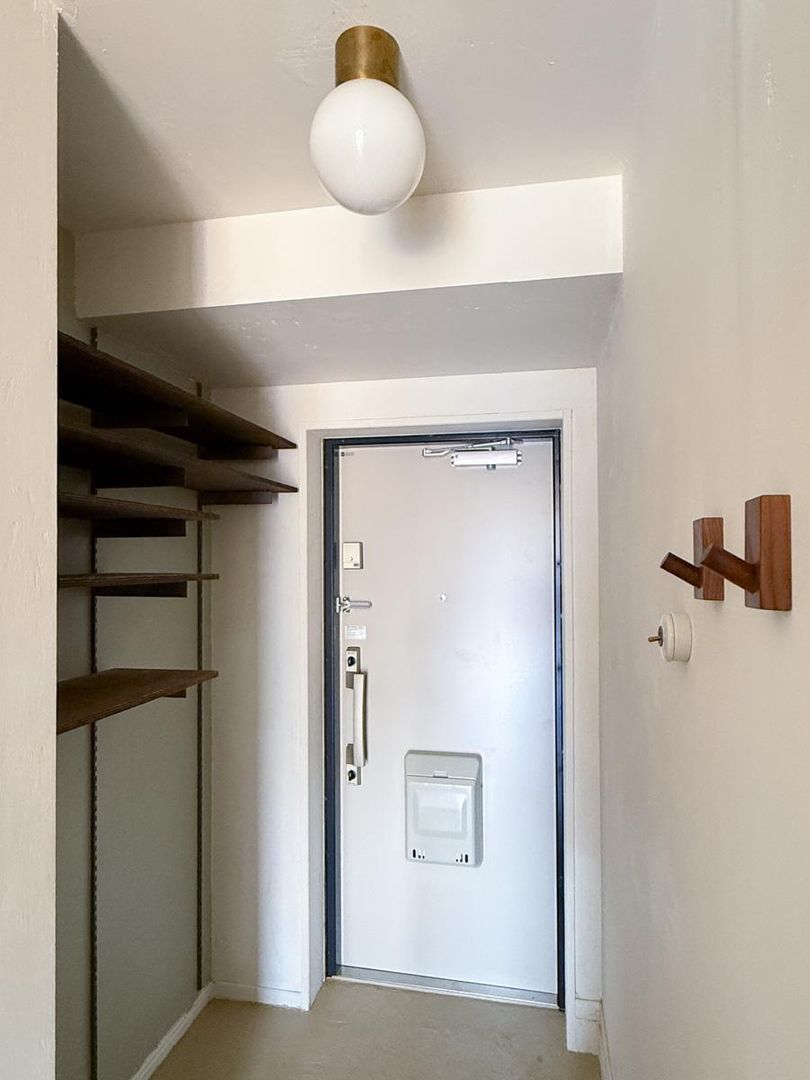 Renovated 1LDK Apartment in Kawasaki Takatsu Ward - Thumbnail 3