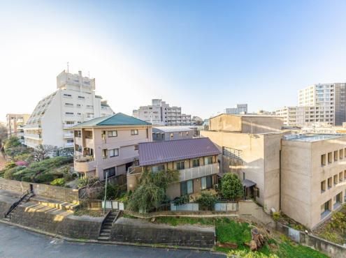 3LDK Apartment for Sale in Shibuya, Tokyo - 75m2 - Thumbnail 3