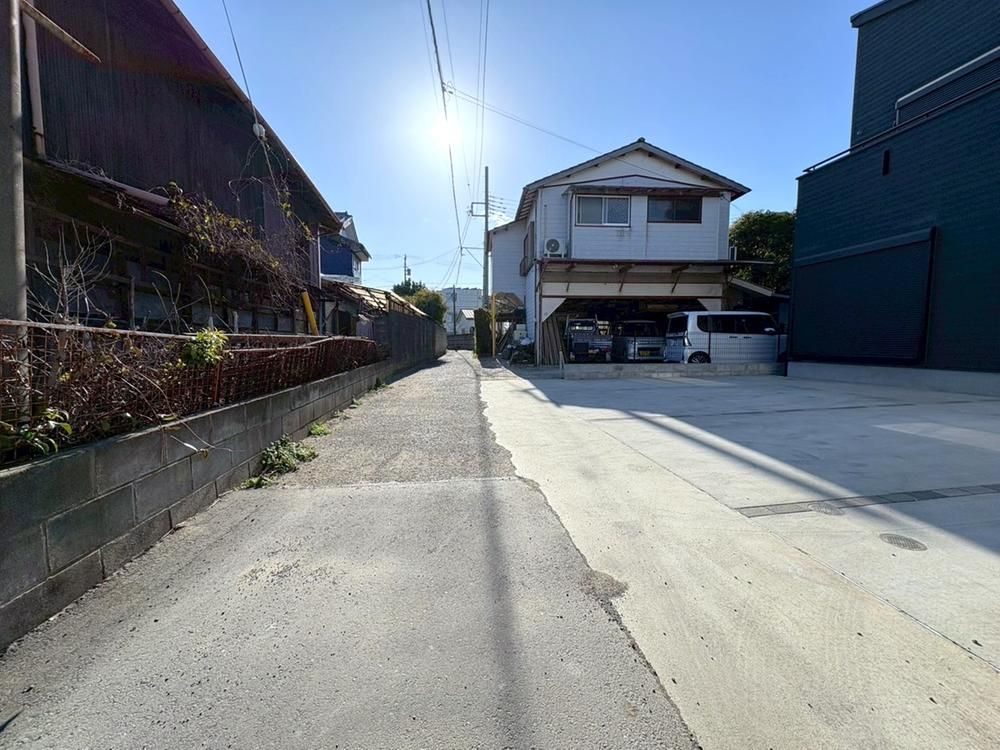 4LDK House Near Tsukuihama Station in Yokosuka - Thumbnail 3