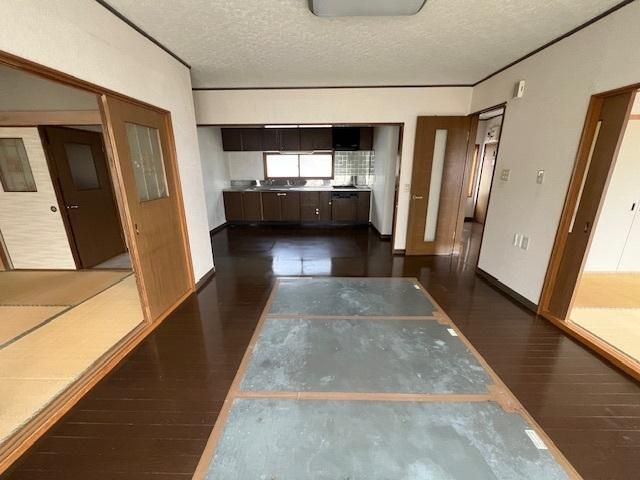 6LDK House for Sale in Nayoro, Hokkaido - 144.99 sqm - Thumbnail 3