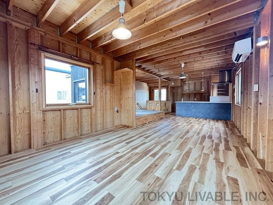 Renovated 3LDK+S House in Ebetsu, Hokkaido Near Station - Thumbnail 2