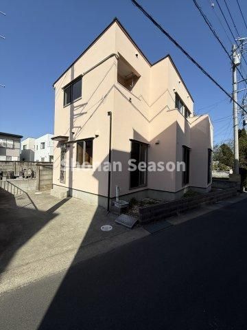 Renovated 4LDK House in Hiratsuka, Kanagawa - Thumbnail 2